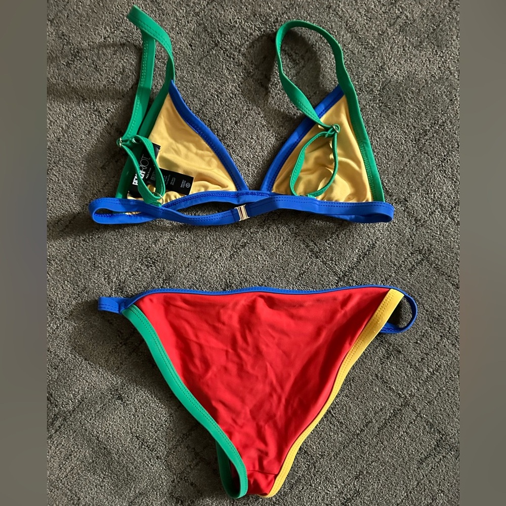 Beach Riot Bikini - Picture 3 of 7